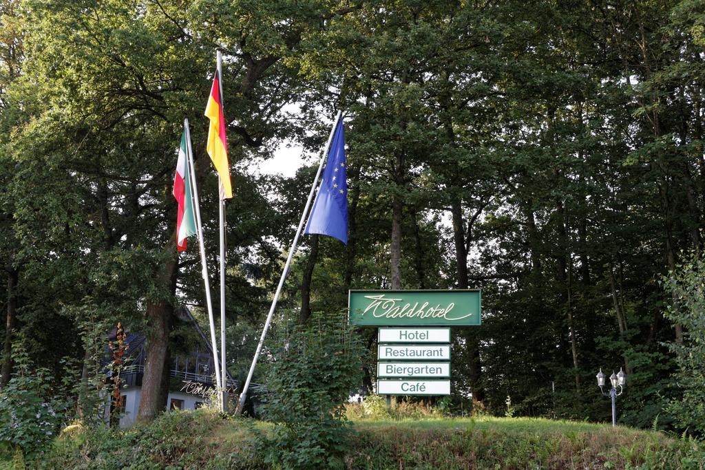 Waldhotel Wilhelmshoehe ฟรอยเดนแบร์ก ภายนอก รูปภาพ