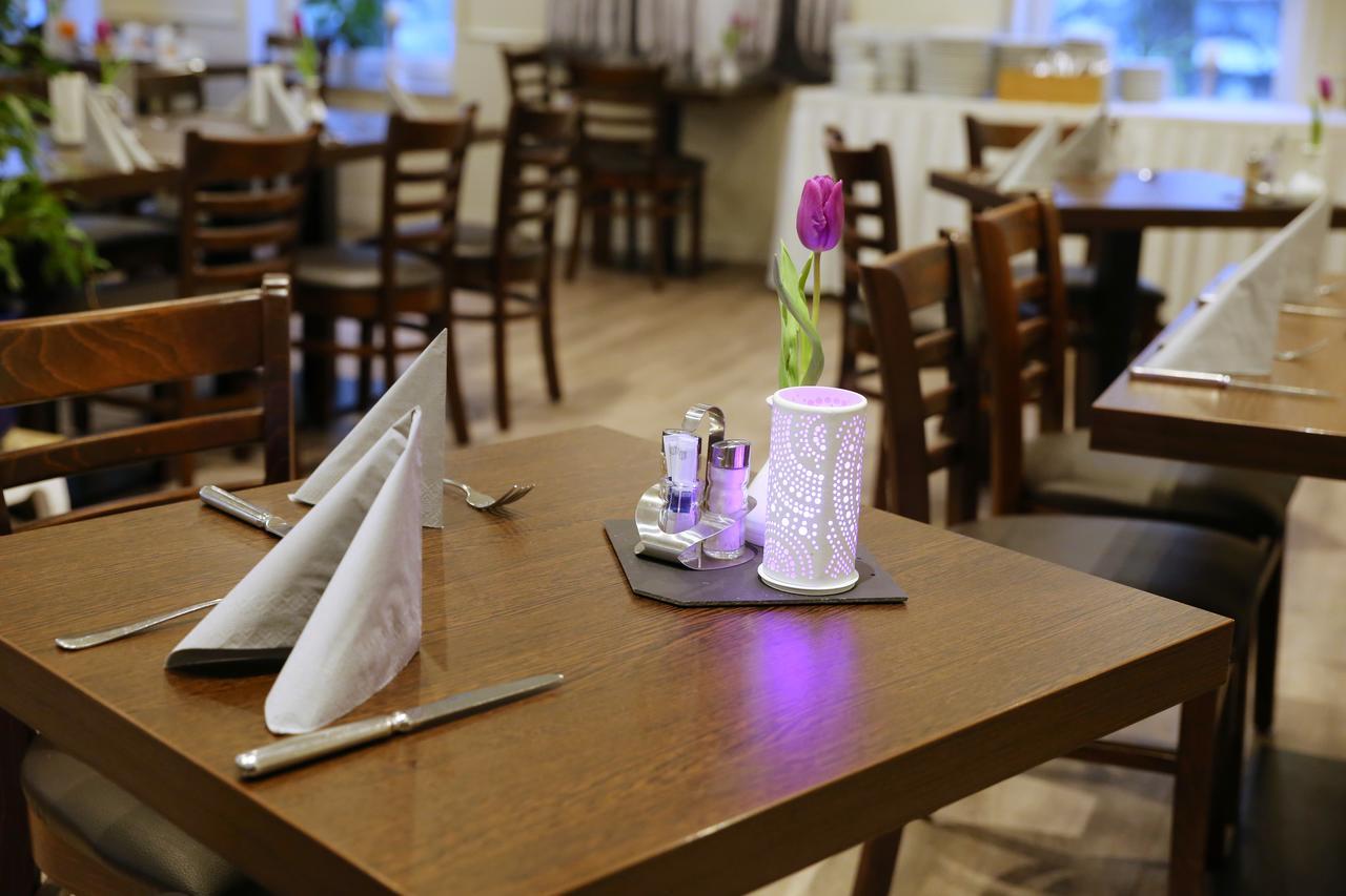 Waldhotel Wilhelmshoehe ฟรอยเดนแบร์ก ภายนอก รูปภาพ